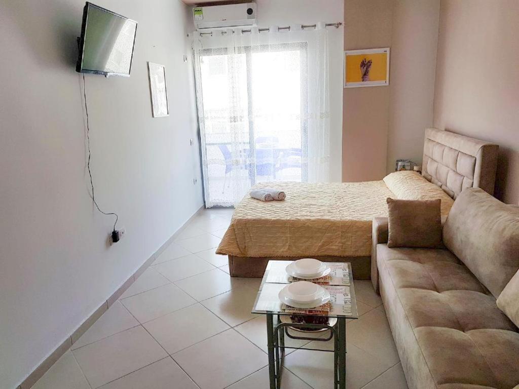 Apartamenti Velvet Shengjin Bagian luar foto